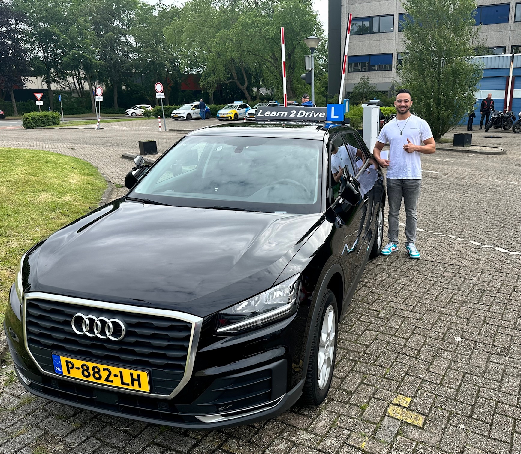 leerling geslaagd voor rijbewijs